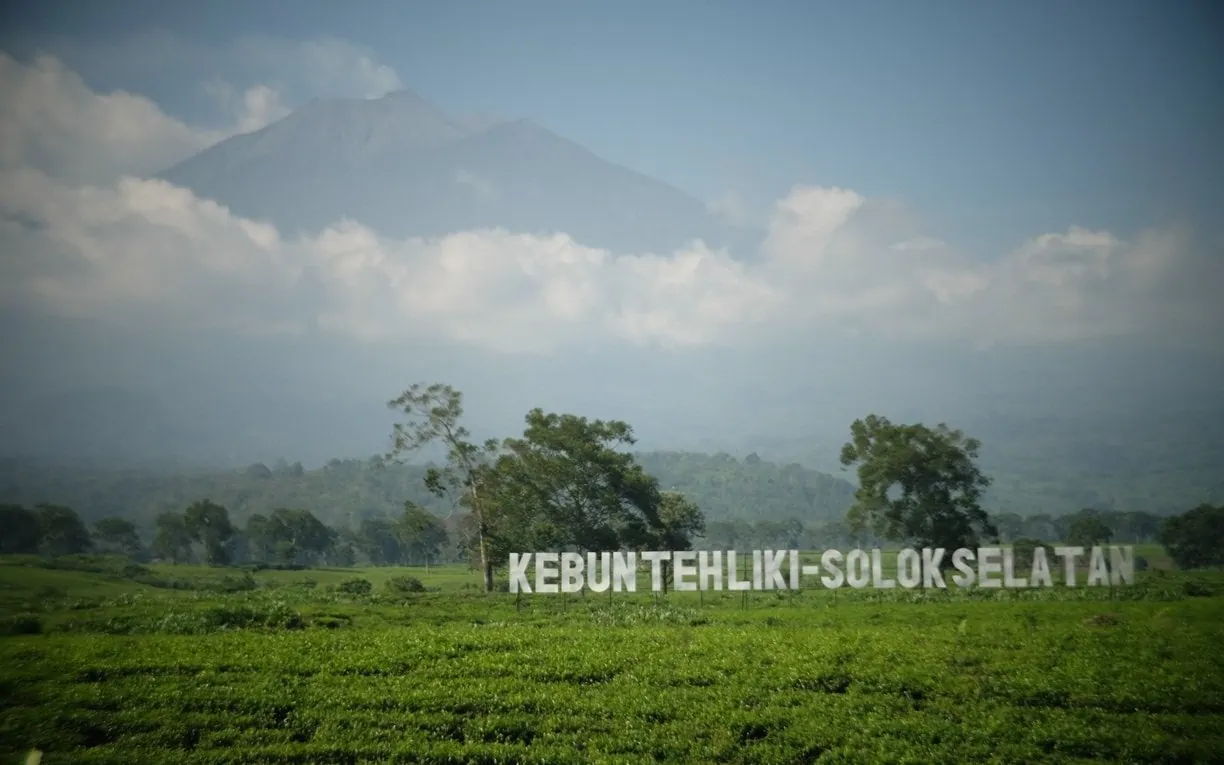 Raksasa Tidur di Kaki Kerinci: Potensi Wisata Dunia Solok Selatan Yang Terabaikan?