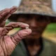 Negara yang Katanya Kaya, Tapi Warganya Terus Bertanya